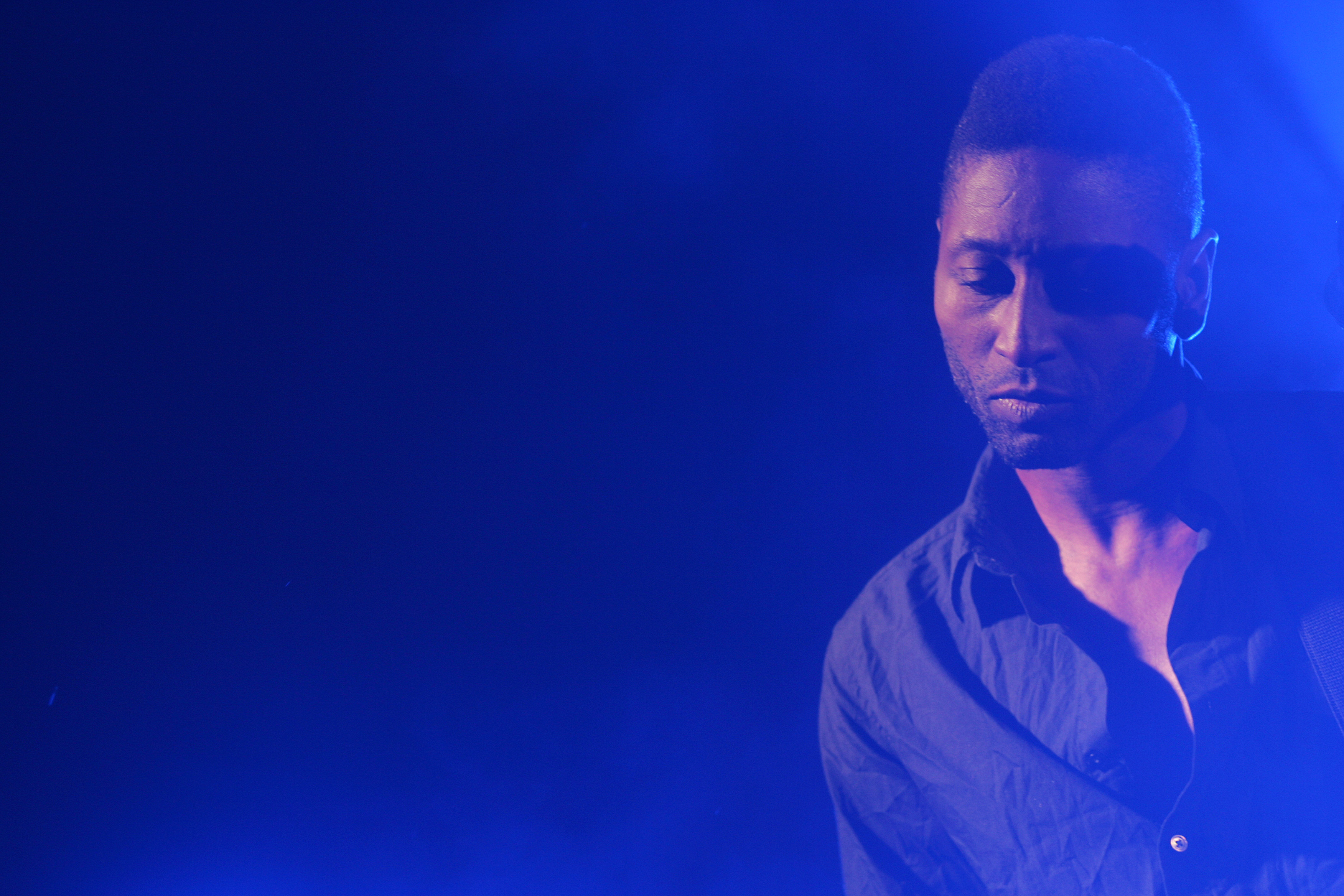 Κεζάια Τζόουνς εναντίον βροχής (Update)