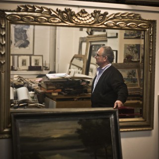 Τι έχει να πει ένας κορνιζάς;