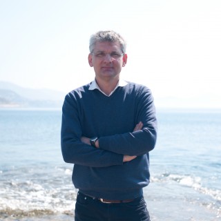 Έχω έναν ξάδερφο που σχεδίασε το Toyota Yaris