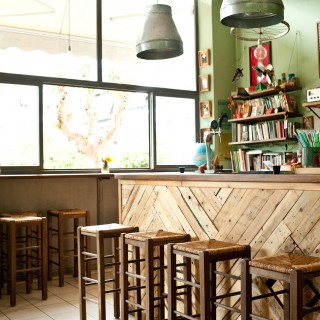 Οι Σαΐτες έξι πρώην ανέργων