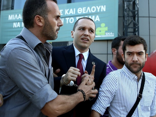 Για πρώτη φορά, σε 12.700 σελίδες, εξηγείται το σκεπτικό απόφασης για την καταδίκη της Χρυσής Αυγής