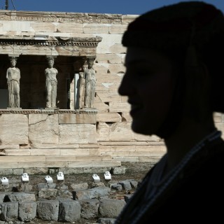 Μπλέχτηκε η ιστορία στην Ακρόπολη