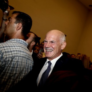 Γιώργος Α. Παπανδρέου – Βαγγέλης Βενιζέλος: 1-0