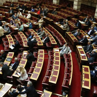 Ψήφο εμπιστοσύνης ζητά η κυβέρνηση Σαμαρά-Βενιζέλου