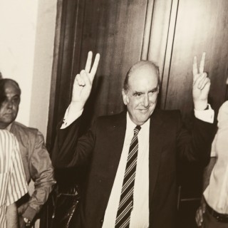 ΠΑΣΟΚ ρε μούτρο!