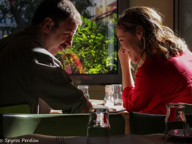 Πήγαμε στο Ριφιφί για «Κόκορα». Όχι κρασάτο, θεατρικό.