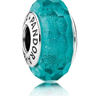 Η μαγεία του καλοκαιριού αποτυπώνεται  στη νέα συλλογή PANDORA!