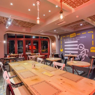 Το Street Kitchen είναι η νέα έδρα του comfort food στον Πειραιά