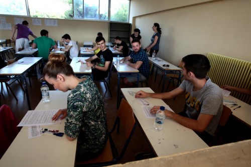 Πάτρα: Καθηγητής αποπειράθηκε να αυτοκτονήσει μπροστά στους μαθητές του