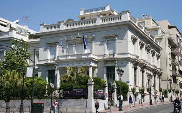 Οι επιμελητές του Μουσείου Μπενάκη ξεναγούν το κοινό