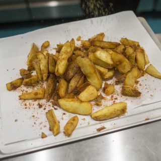 Μπορούμε να επιβιώσουμε τρώγοντας μια και μόνο τροφή για πάντα;