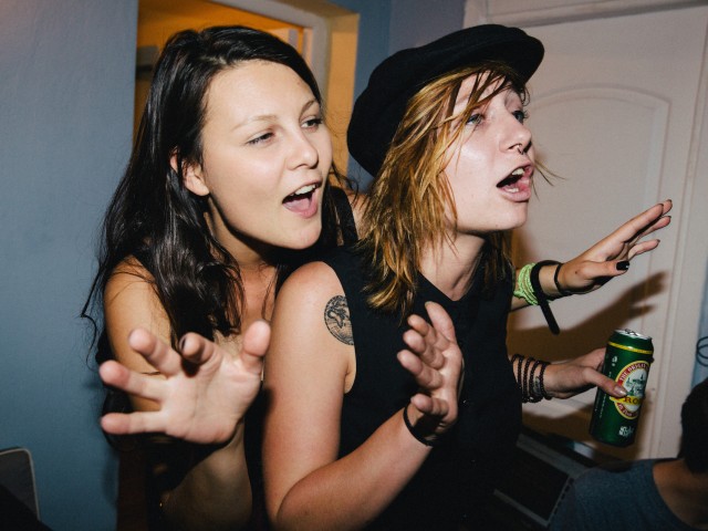 Μια βραδιά στην αθηναϊκή πολυκατοικία του Erasmus