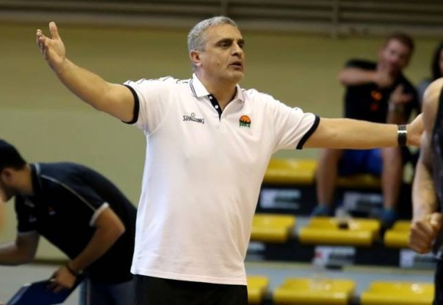 Τέλος ο Αργύρης Πεδουλάκης από τον πάγκο της Ούνιξ Καζάν