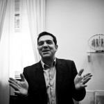 Διψήφια διαφορά του ΣΥΡΙΖΑ από τη Νέα Δημοκρατία σε νέα δημοσκόπηση