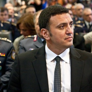 Έκτακτη σύσκεψη στο Υπουργείο Δημόσιας Τάξης για νέο σεισμό