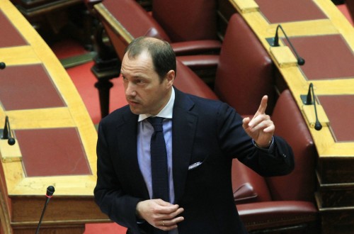 Ο Ανδρέας Ψυχάρης παραιτείται από βουλευτής.