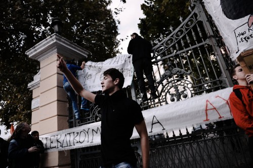 Εισαγγελείς στα σχολεία υπό κατάληψη