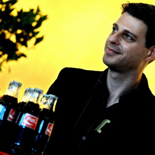 Dean Johnson: Ο σταρ του design μιλάει στην Popaganda