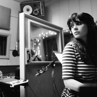 H Zooey Deschanel και ο M. Ward διασκευάζουν τα αγαπημένα τους κομμάτια