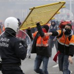 Βρυξέλλες: Επεισόδια σε μεγάλη διαδήλωση κατά των μέτρων λιτότητας