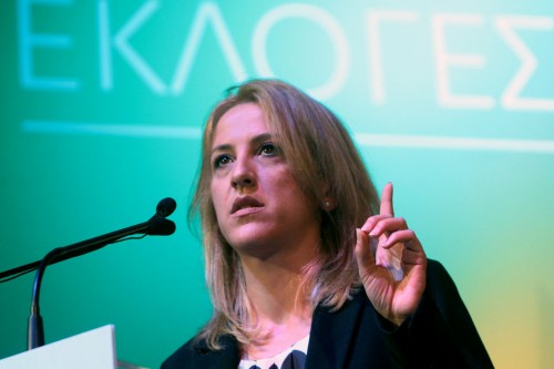 Η Ρένα Δούρου «επαναστατεί» κατά του ΟΑΕΔ