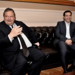 «Αγόρι μου δεν έχεις καταλάβει. Θα σε γ… σουν με το που αναλάβεις…».