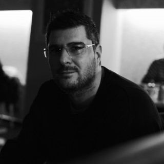 Νίκος Μωραΐτης: «Στην Ελλάδα μόλις τελειώσει η επιτυχία, έρχεται η αναγνώριση»