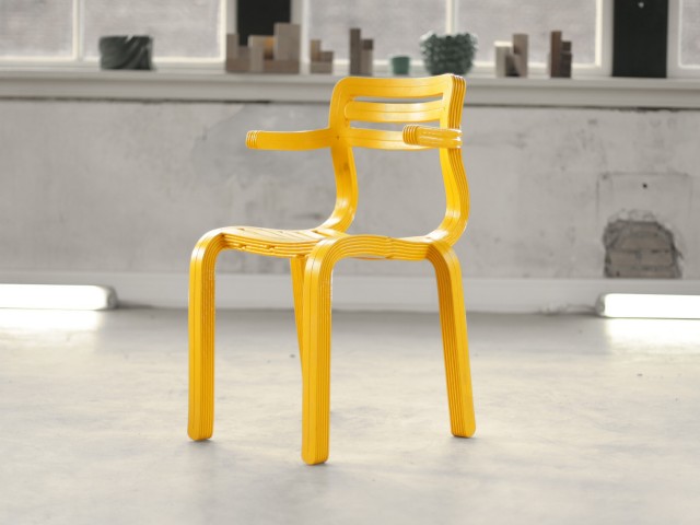 «Μου τυπώνεις μια καρέκλα σε παρακαλώ πολύ;»