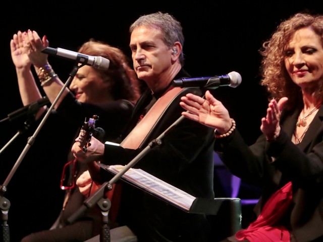 Είδαμε τους Γιώργο Νταλάρα, Ελένη Βιτάλη και Γλυκερία στην Ιερά Οδό