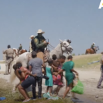 ΗΠΑ: Έφιπποι συνοριοφύλακες κυνηγούν με λάσο μετανάστες [ΒΙΝΤΕΟ]