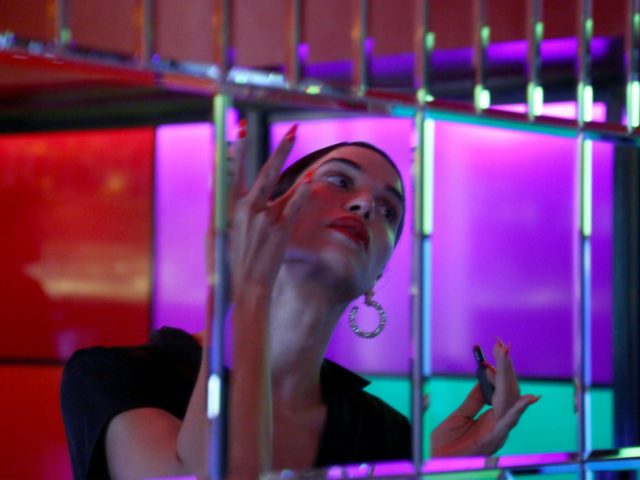 Η Tzef Montana έχει δουλέψει σε όλο τον κόσμο αλλά βίωσε την πιο σκληρή ματσίλα σ’ ένα videoclip στην Ελλάδα