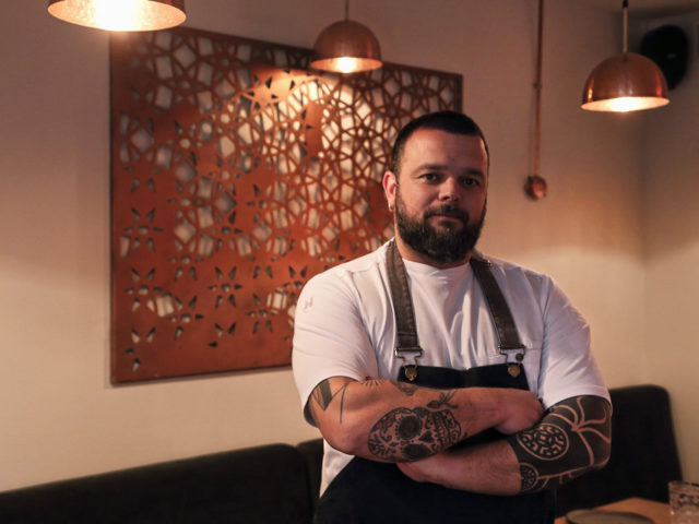 Νίκος Θωμάς: «Δεν μου αρέσει να παίρνω τα εύσημα για όλα»