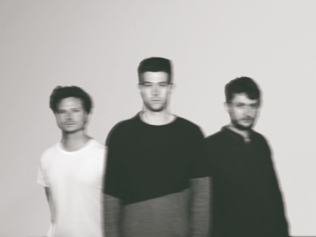 Η ambient αναγέννηση των Portico