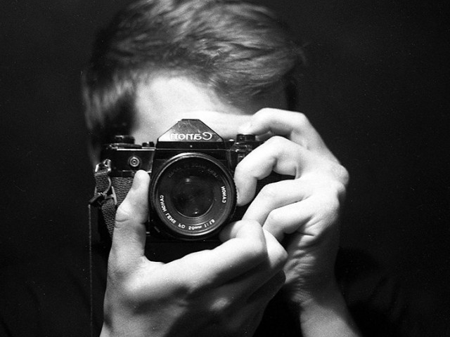 48 ημέρες πίσω από έναν φωτογραφικό φακό