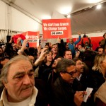 Πως πανηγύρισαν στο κεντρικό περίπτερο του ΣΥΡΙΖΑ