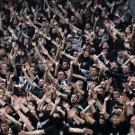 Έξω από την Τούμπα τα ΜΑΤ, μέσα ο Μαρινάκης