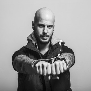 Αθλητισμός για τον Άρη Λουμάκη από τους REC, σημαίνει βόλτα με τον σκύλο του.