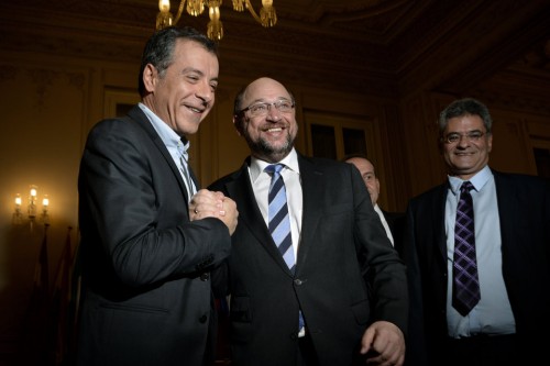 Μάρτιν Σουλτς: «Ο ΣΥΡΙΖΑ έπρεπε να κάνει κυβέρνηση με Το Ποτάμι»