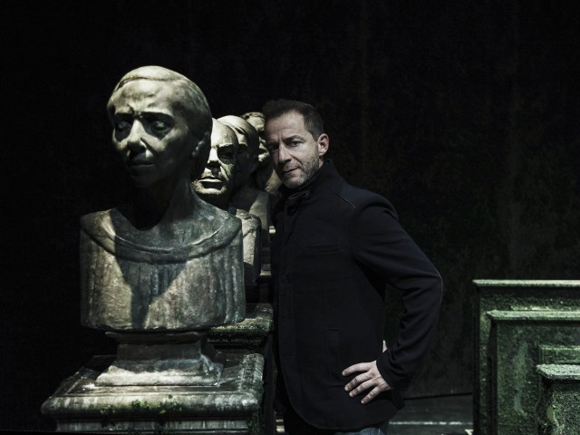 «Το να μην πάω να ψηφίσω είναι ένα είδος Χρυσής Αυγής»