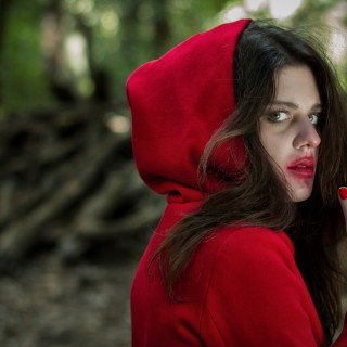 Tο να είσαι ο εαυτός σου στη σύγχρονη Ελλάδα είναι μια πράξη ανυπακοής