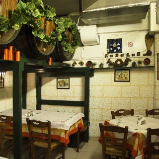 Ραμόνα: Η πιο καλτ after ταβέρνα της Καλλιθέας