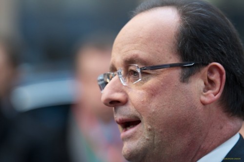 Ολάντ: Να τηρηθούν οι δεσμεύσεις