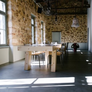 Root Artspace: Ένας πολυχώρος με νεοϋορκέζικη ψυχή, σε ένα ιστορικό κτίριο του Θησείου.