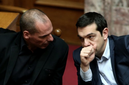 «Γκουρού απατεώνας» αποκαλείται ο Βαρουφάκης σε ξένο μέσο