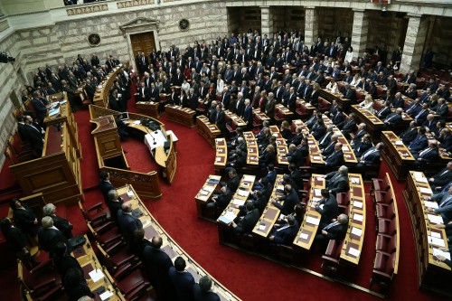 Θλίψη! Ούτε το 20% του κοινοβουλίου δεν είναι γυναίκες