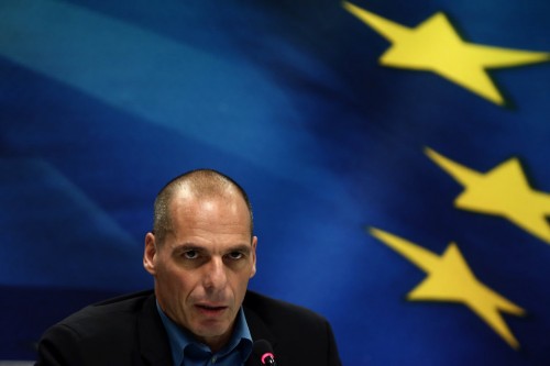 Ο Βαρουφάκης ζητά την παρέμβαση των ΗΠΑ