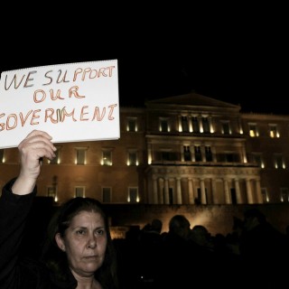 Ναι στη σύγκρουση με τη τρόικα λέει το 72%