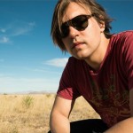 O Will Butler των Arcade Fire γράφει ένα τραγούδι για την “Καθάρα Δευτέρα” και την ελληνική κρίση