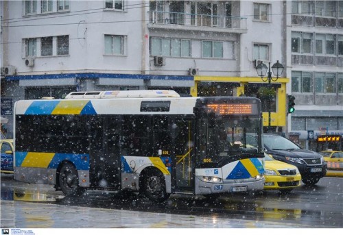 Στα λευκά ντυμένη η χώρα – Χιόνια και στο κέντρο