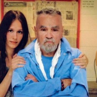 Άκυρος ο γάμος του Τσαρλς Μάνσον